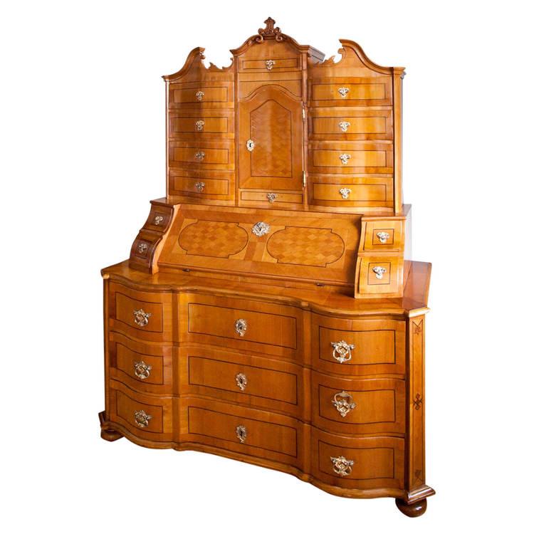 Baroque Secretaire à trois corps, 18th Century - Ehrl Fine Art & Antiques