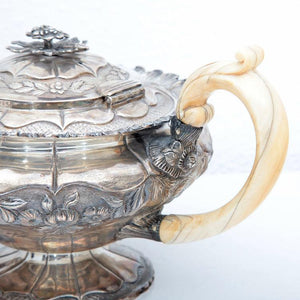 Silver Teapot by John Edward Terry, Great Britain, 1823 - Ehrl Fine Art & Antiques