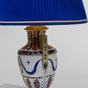 Table lamps with porcelain bases, Chinese Export, 1st Half 19th Century - Ehrl Fine Art & Antiques
