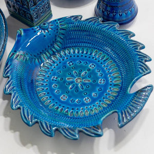 Blue Vases and Plates, Flavia Montelupo and Aldo Londi for Bitossi, Italy 1970s - Ehrl Fine Art & Antiques